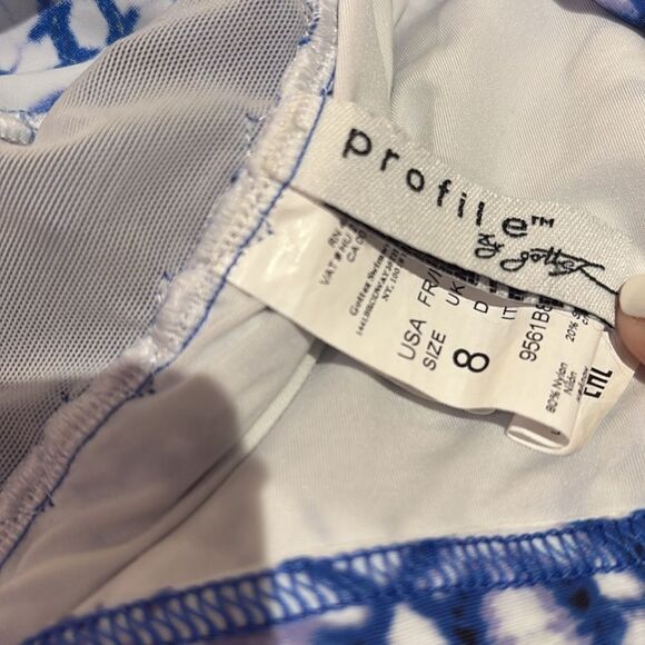 Profile by Gottex top bikini triangle tankini top. Cinched cutout sides. - Picture 5 of 6